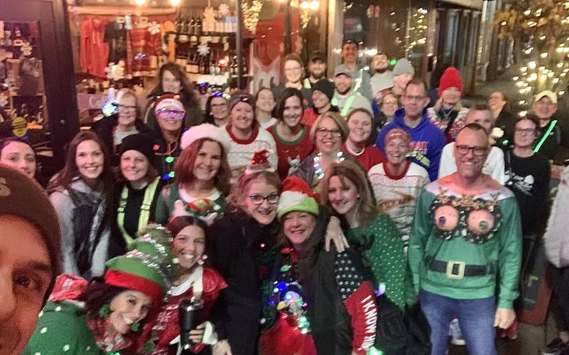 Ugly Sweater, run to Happy Hour!